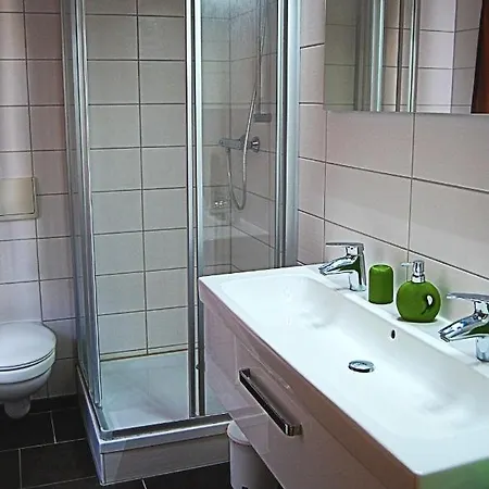 Spreewald - Idyll בית הארחה לובנאו